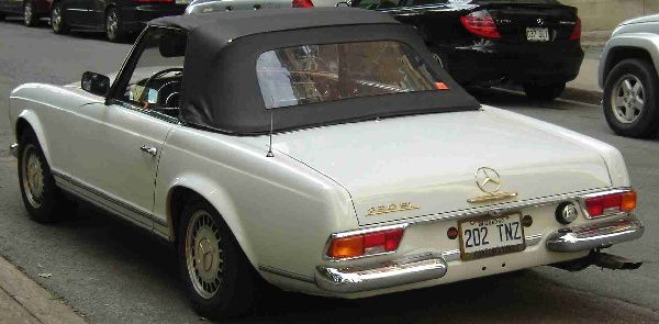 MERCEDES-230-SL.jpg