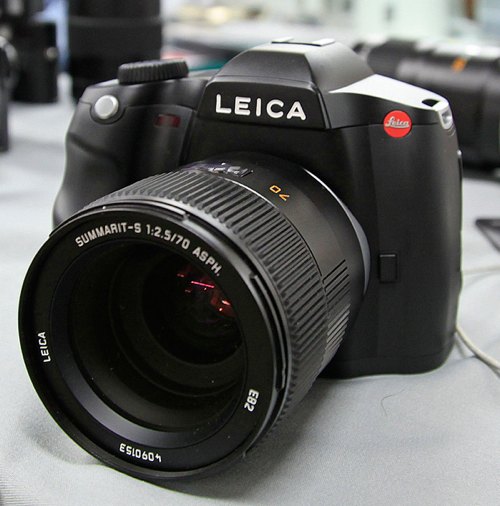 leica-s2-front.jpg